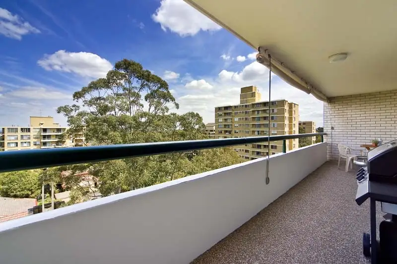 901/4 Broughton Road, Artarmon Sold by Shead Property - image 1