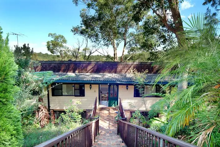 6 The Fairway, Chatswood Sold by Shead Property - image 1
