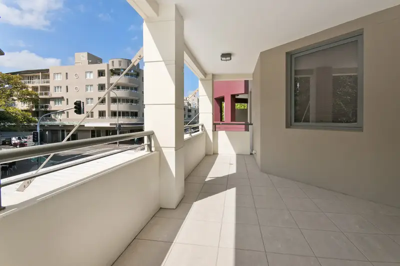 2/10 Darley Road, Manly Sold by Shead Property - image 1