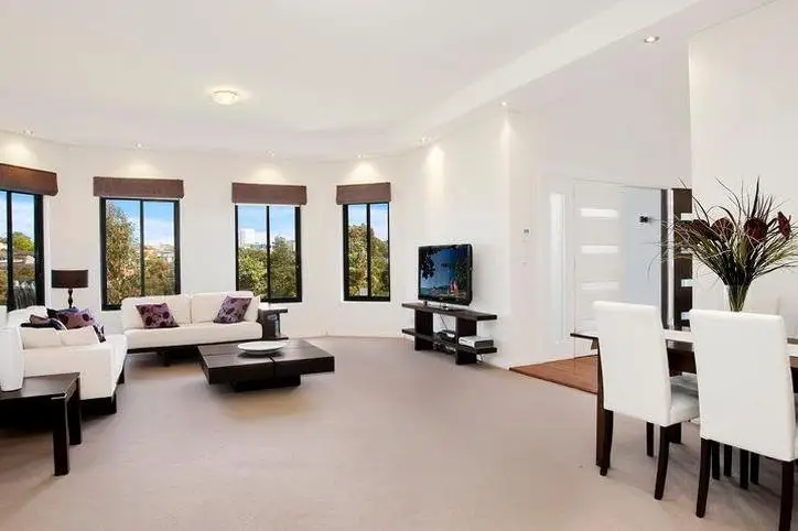 17 Small Street, Willoughby Sold by Shead Property - image 1