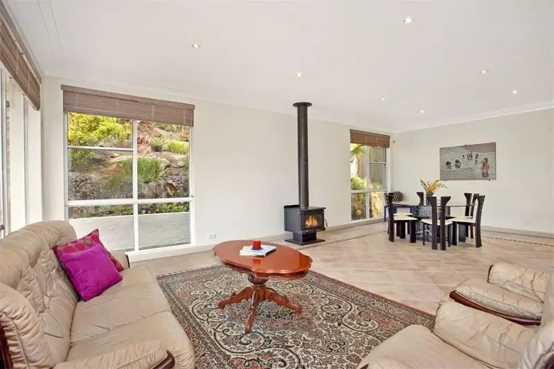 60 Avian Crescent, Lane Cove Sold by Shead Property - image 1