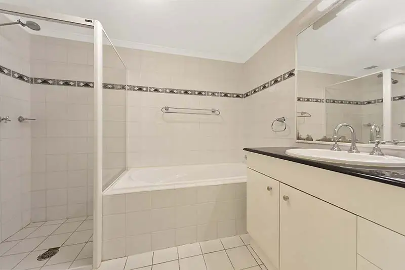 1/45 Walkers Drive, Lane Cove Sold by Shead Property - image 1