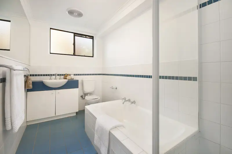 4/2 Peckham Avenue, Chatswood Sold by Shead Property - image 1