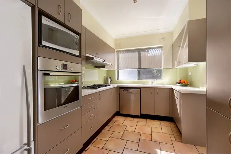 8/3 McMillan Road, Artarmon Sold by Shead Property - image 1