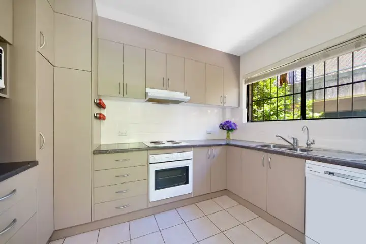 1/25 View Street, Chatswood Sold by Shead Property - image 1