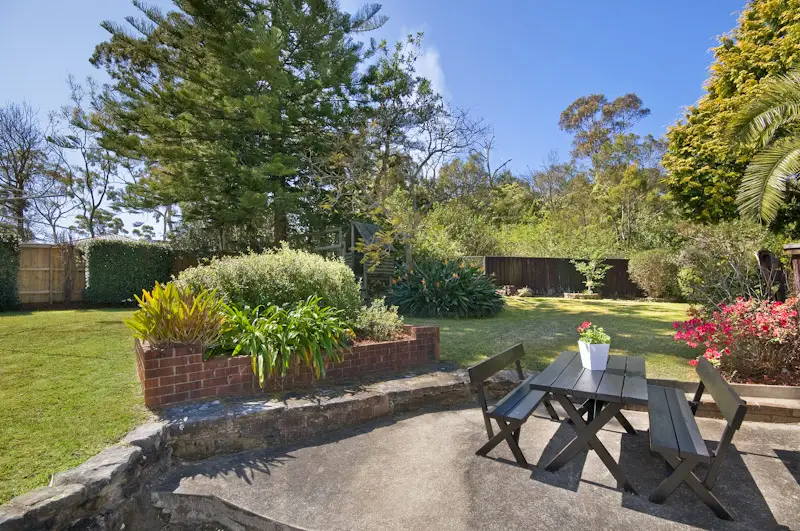 27 Cramer Crescent, Chatswood Sold by Shead Property - image 1