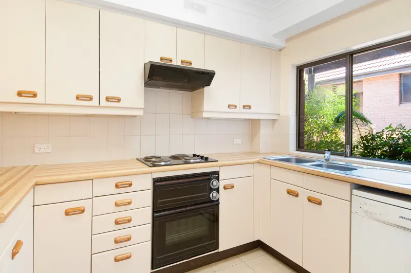 2/10 Eric Road, Artarmon Sold by Shead Property - image 1