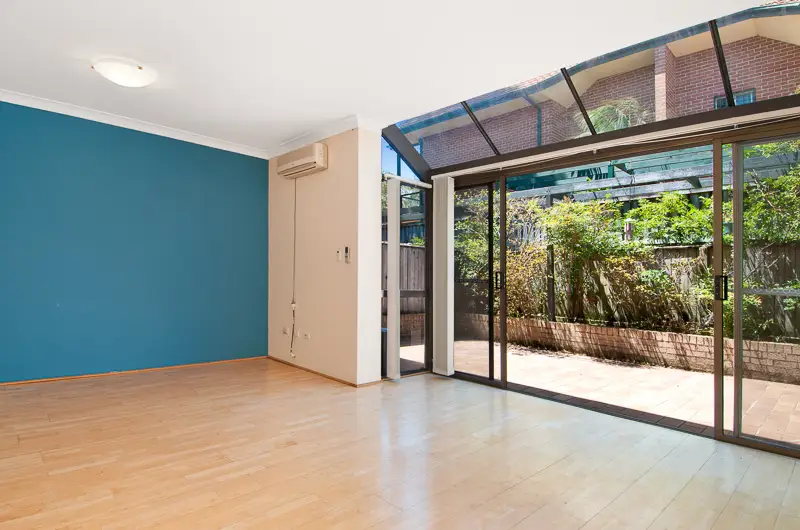 2/10 Eric Road, Artarmon Sold by Shead Property - image 1