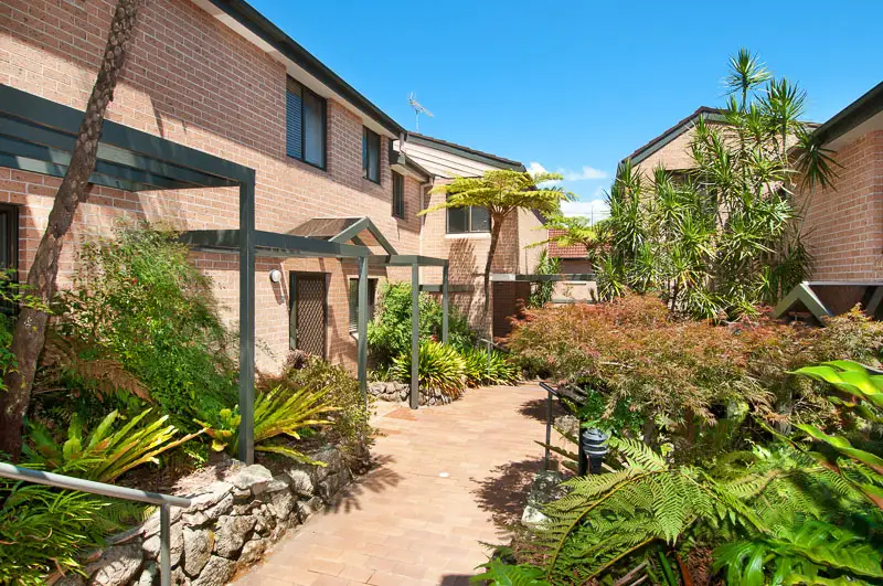 2/10 Eric Road, Artarmon Sold by Shead Property - image 1