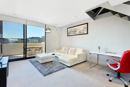 1716/1 Grandstand Parade, Zetland Sold by Shead Property