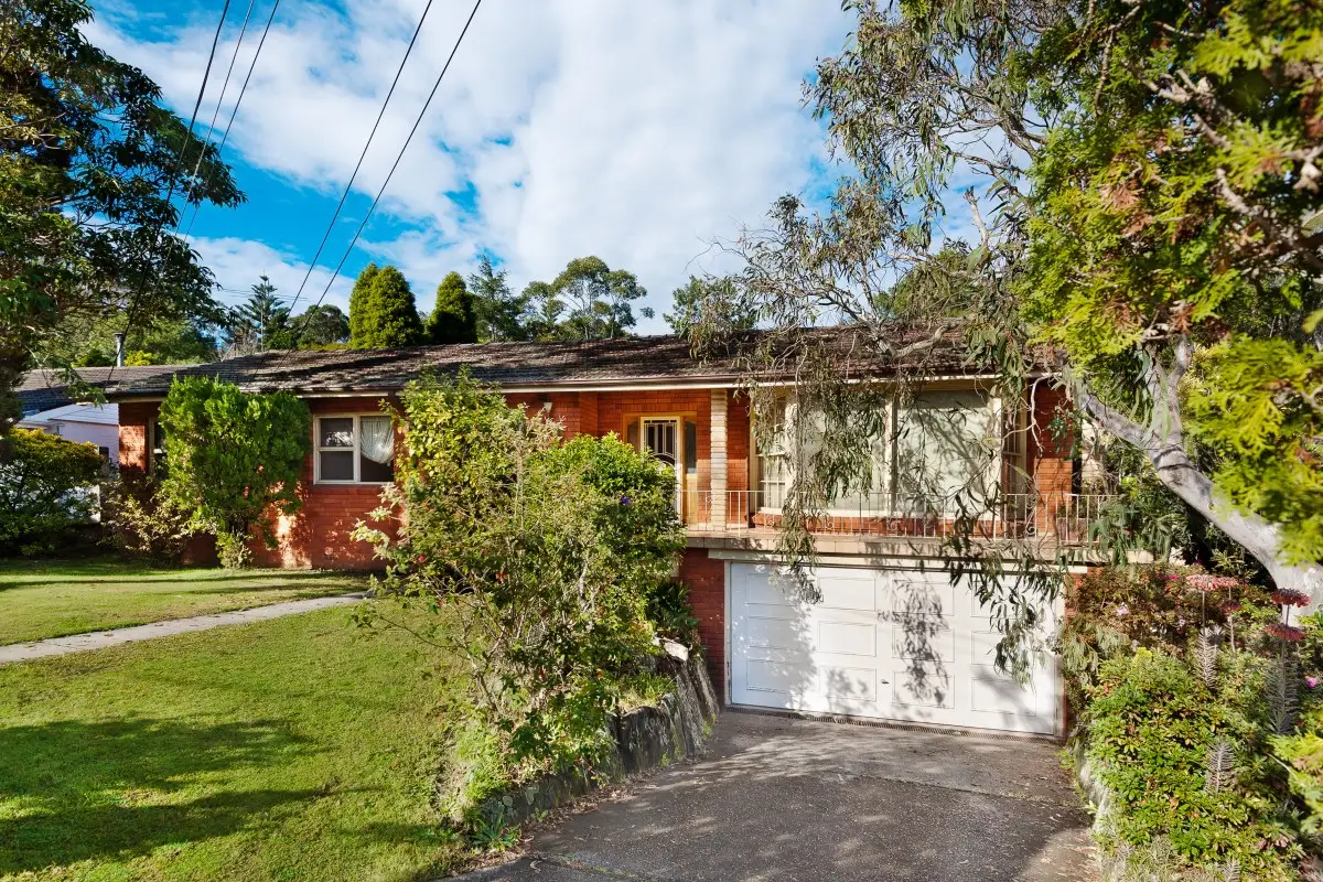 14 Gleneagles Avenue, Killara Sold by Shead Property - image 1