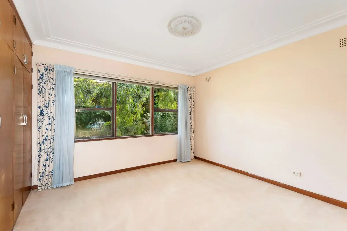 14 Gleneagles Avenue, Killara Sold by Shead Property - image 1