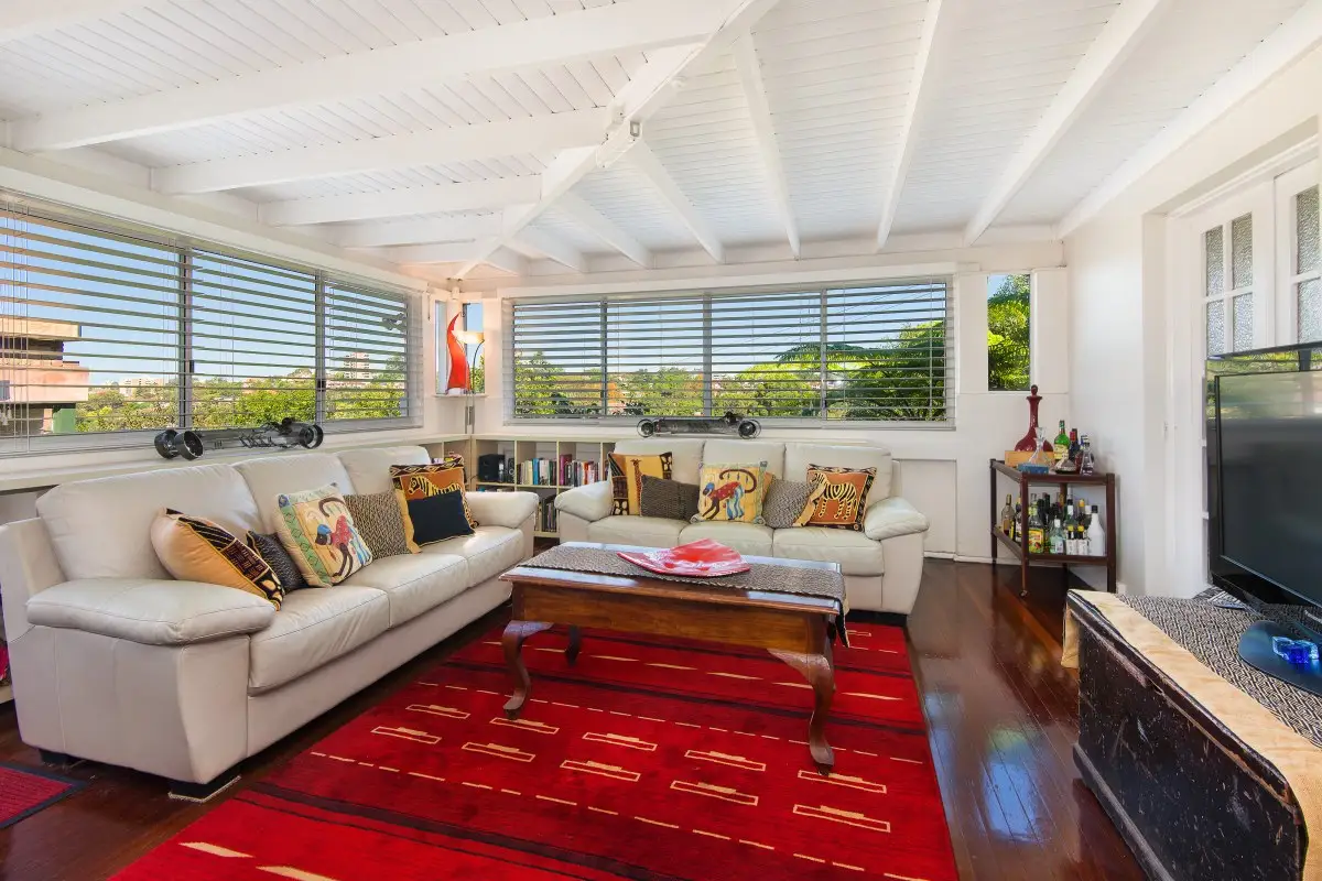 19 Strathallen Avenue, Northbridge Sold by Shead Property - image 1