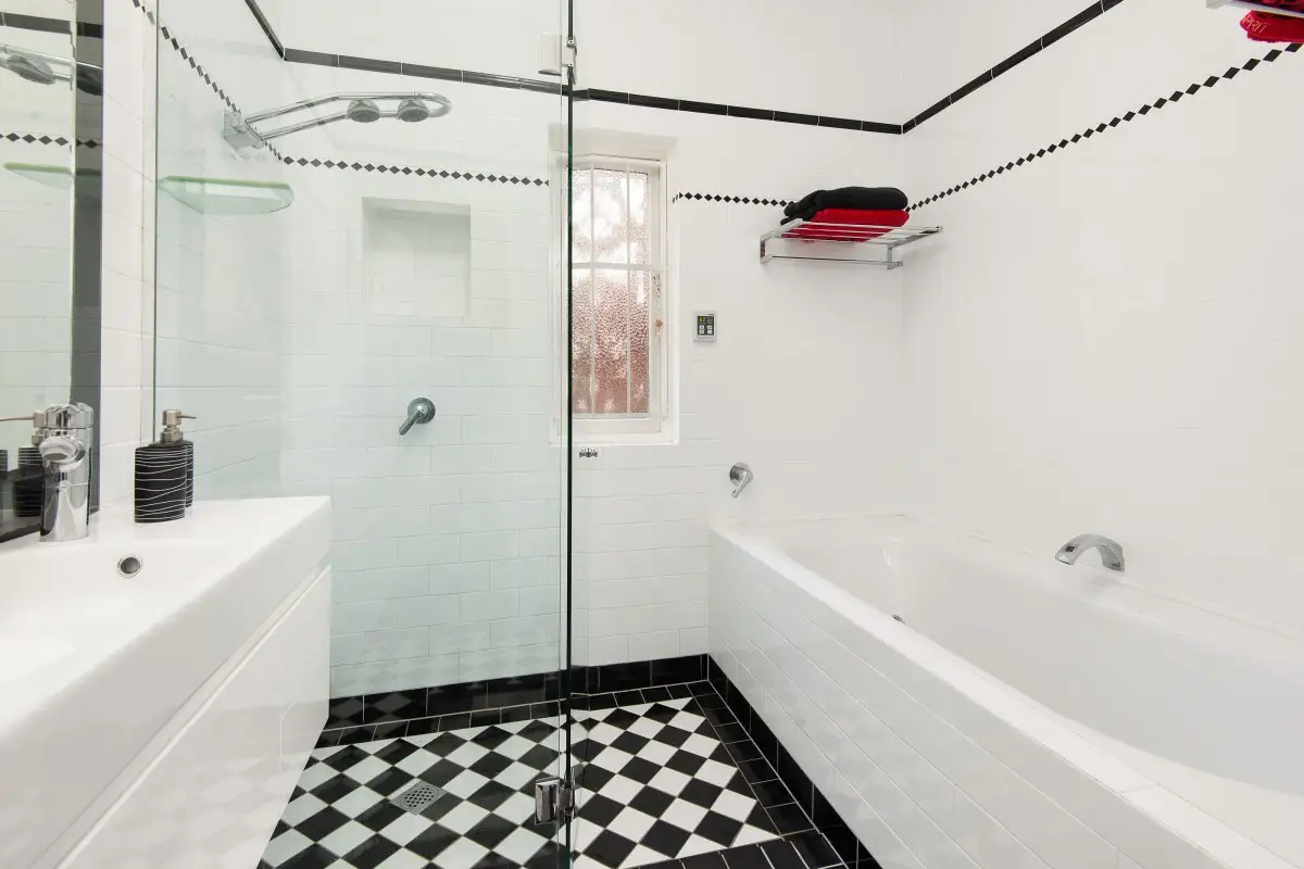 19 Strathallen Avenue, Northbridge Sold by Shead Property - image 1