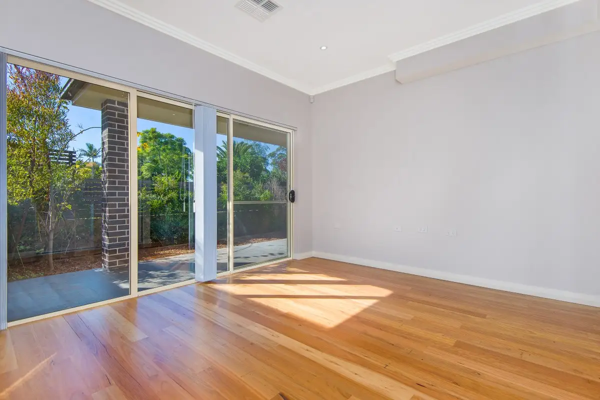 2/1 Clanville Road, Roseville Sold by Shead Property - image 1