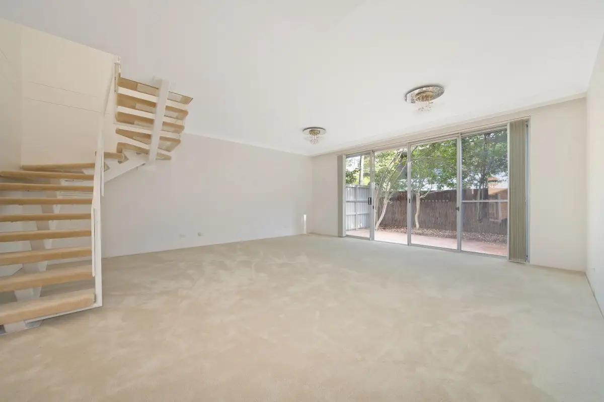 2/8 Robert Street, Artarmon Sold by Shead Property - image 1