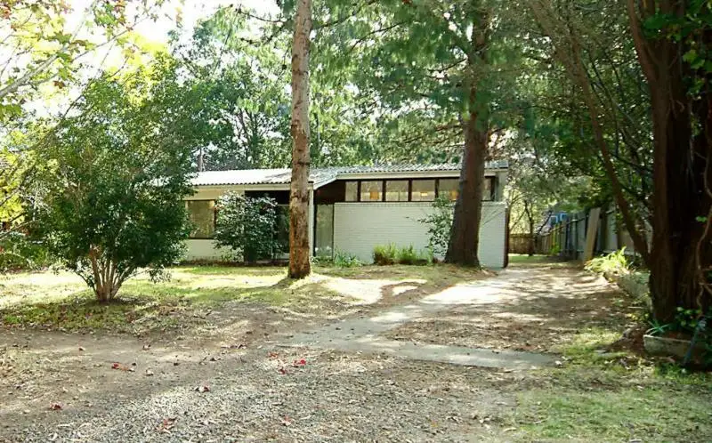 37 Lofberg Road, West Pymble Sold by Shead Property - image 1
