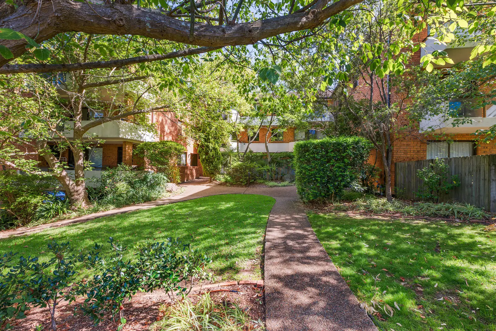 5/9 Broughton Road, Artarmon Sold by Shead Property - image 1