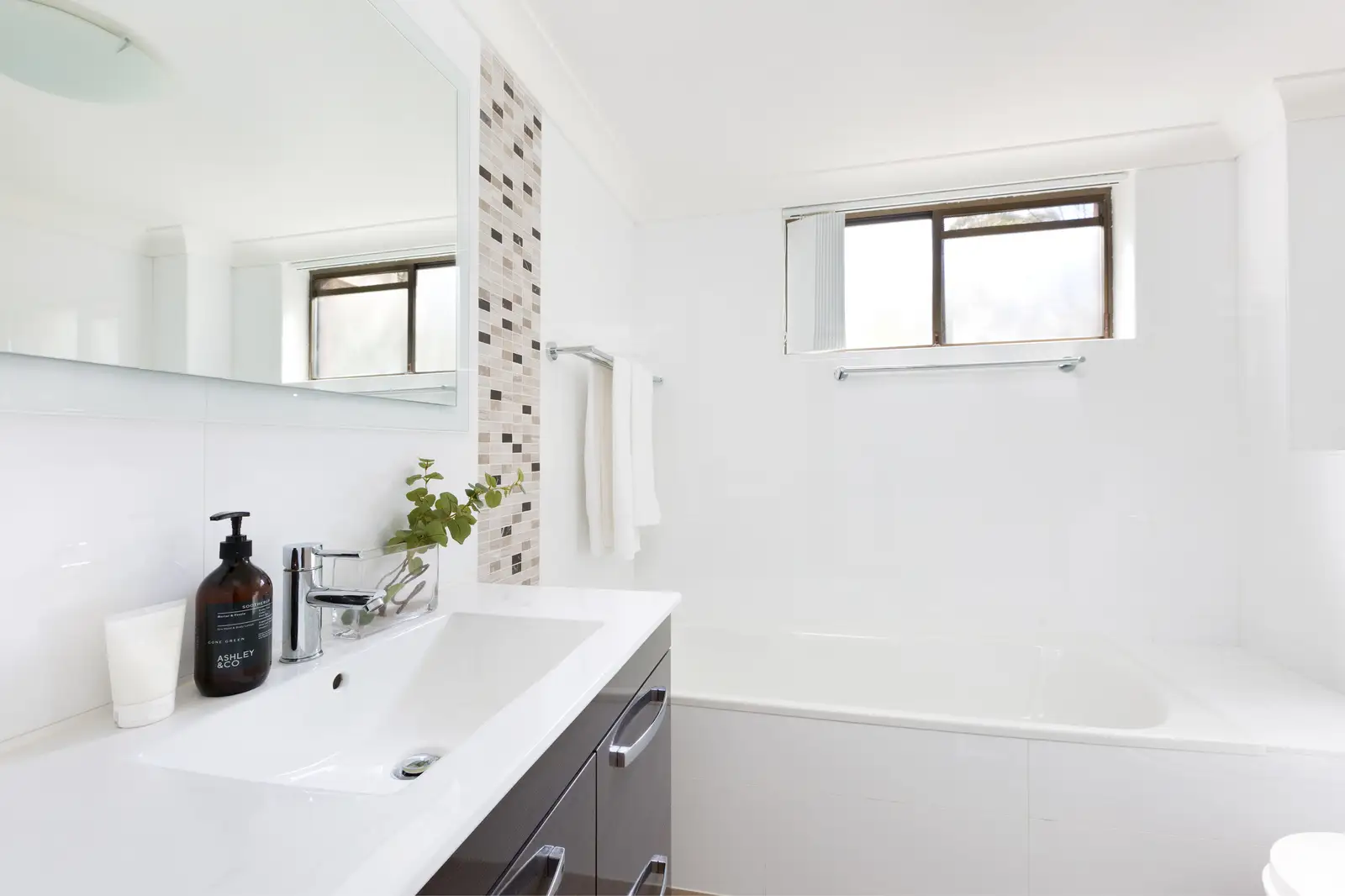 5/9 Broughton Road, Artarmon Sold by Shead Property - image 1