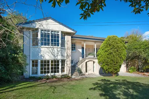 3 The Citadel, Castlecrag Sold by Shead Property