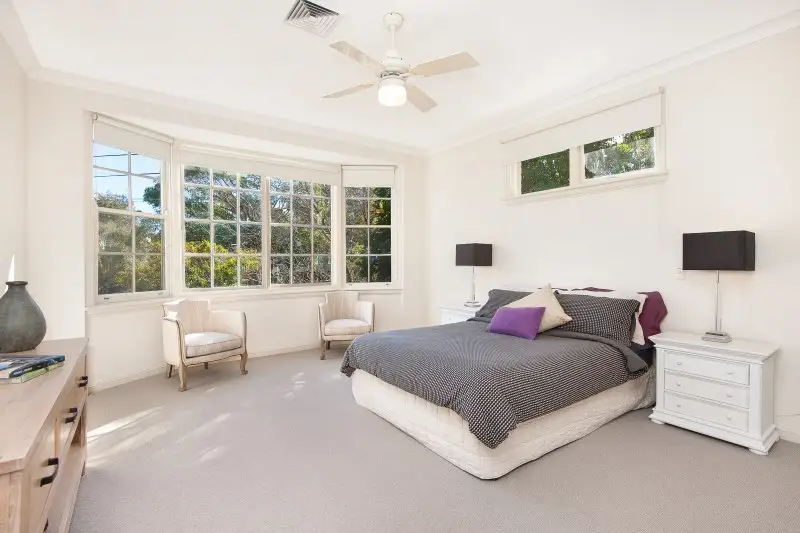 3 The Citadel, Castlecrag Sold by Shead Property - image 1