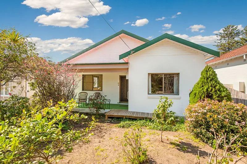 5 Third Avenue, Willoughby Sold by Shead Property - image 1