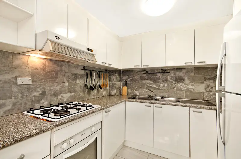 18/15-17 Milner Road, Artarmon Sold by Shead Property - image 1