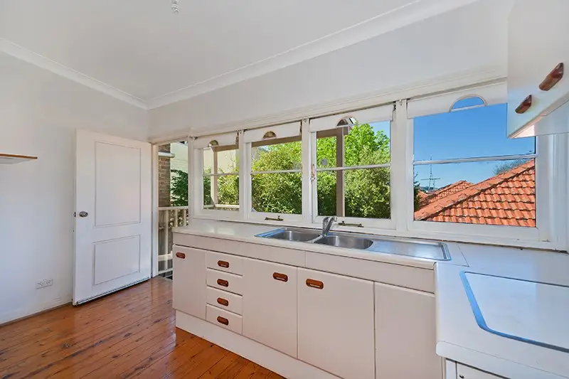 2/32 Kitchener Road, Artarmon Sold by Shead Property - image 1