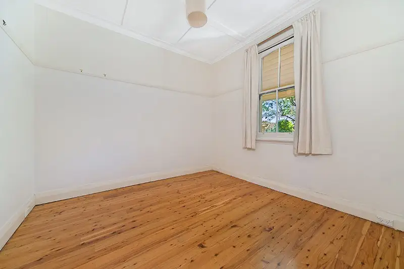 2/32 Kitchener Road, Artarmon Sold by Shead Property - image 1