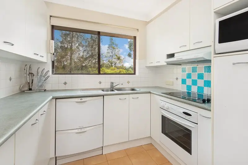 27/5 Durham Close, Macquarie Park Sold by Shead Property - image 1