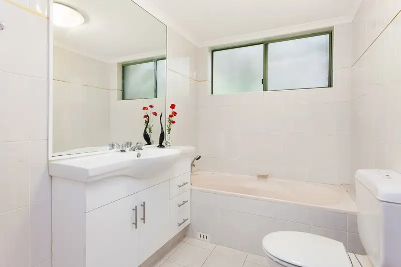 96/15 Herbert Street, Naremburn Sold by Shead Property - image 1