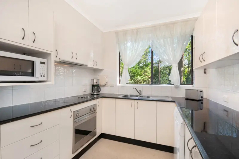 10/5 Durham Close, Macquarie Park Sold by Shead Property - image 1