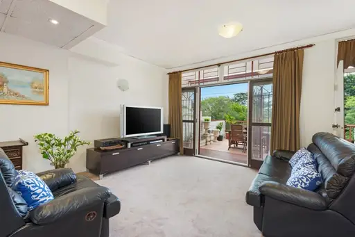 2/7-9 Goodchap Road, Chatswood Sold by Shead Property
