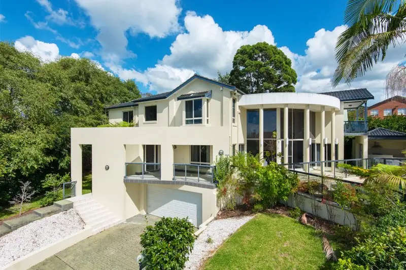 10 The Cloisters, St Ives Sold by Shead Property - image 1
