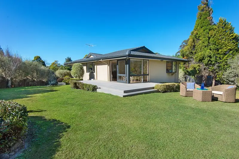 17 Narelle Avenue, Pymble Sold by Shead Property - image 1