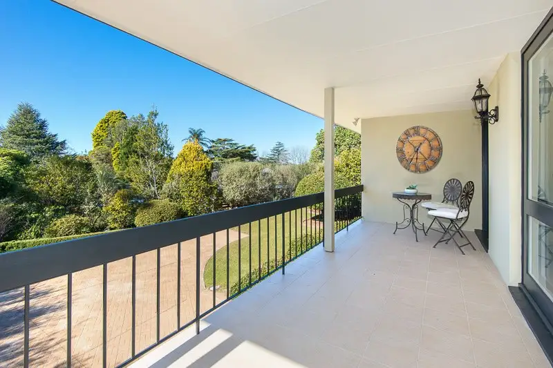 17 Narelle Avenue, Pymble Sold by Shead Property - image 1