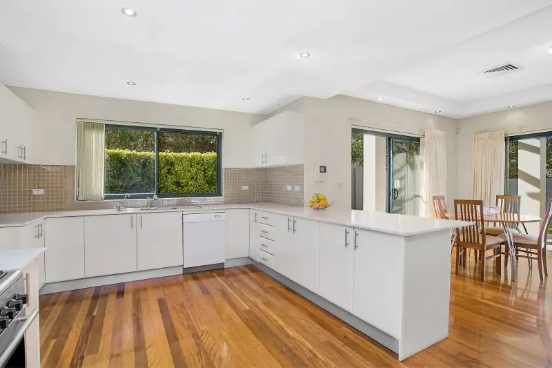 19 Small Street, Willoughby Sold by Shead Property - image 1
