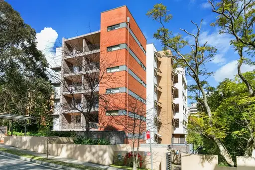 202/6 Freeman Road, Chatswood Sold by Shead Property