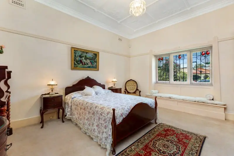 4 Chatswood Avenue, Chatswood Sold by Shead Property - image 1