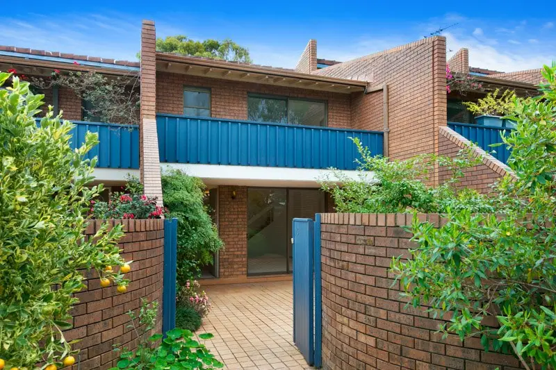 3/10 Matthew Street, Hunters Hill Sold by Shead Property - image 1