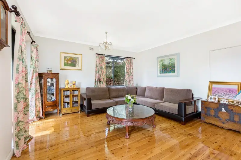 16 Winchester Avenue, Lindfield Sold by Shead Property - image 1