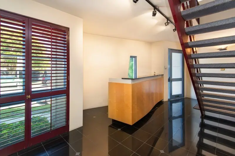 4/181 High Street, Willoughby Sold by Shead Property - image 1