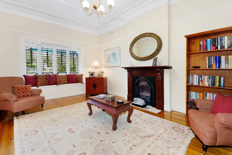 21 Paradise Avenue, Roseville Sold by Shead Property - image 1