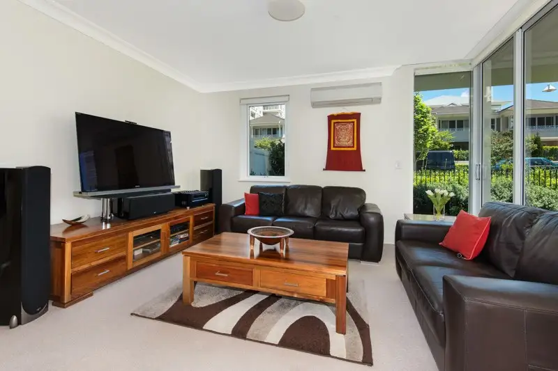 103/2-4 Peninsula Drive, Breakfast Point Sold by Shead Property - image 1