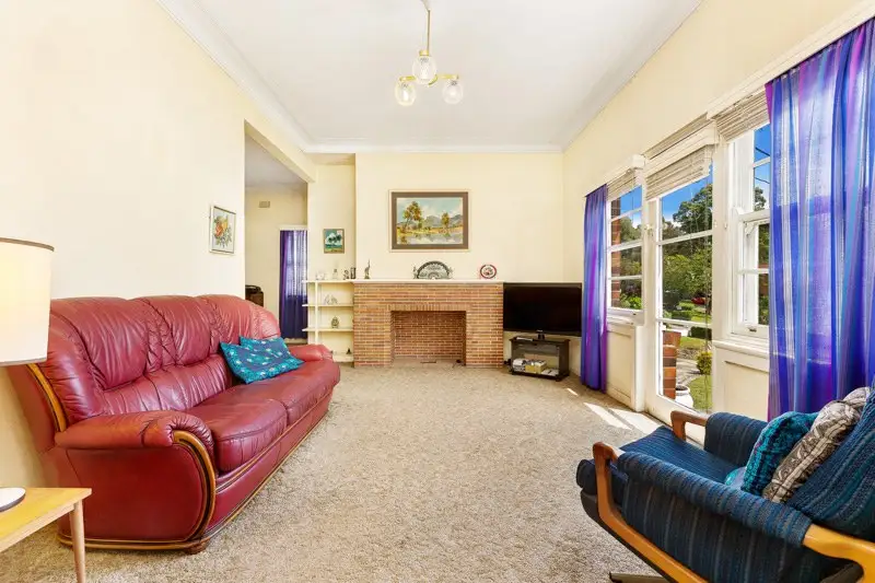 6 Tarakan Crescent, Northbridge Sold by Shead Property - image 1