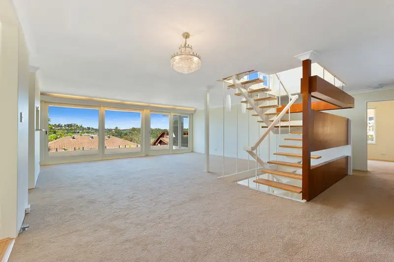 25 Roscommon Crescent, Killarney Heights Sold by Shead Property - image 1