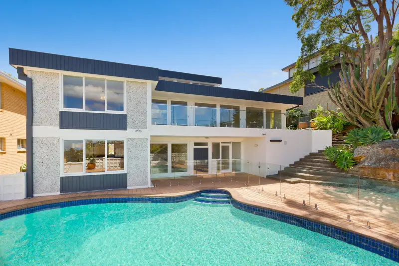 25 Roscommon Crescent, Killarney Heights Sold by Shead Property - image 1