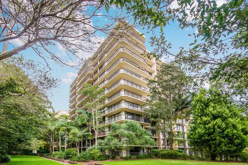 18/2 Francis Road, Artarmon Sold by Shead Property - image 1