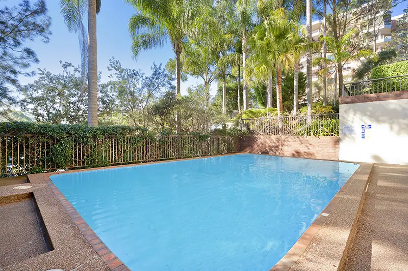 18/2 Francis Road, Artarmon Sold by Shead Property - image 1