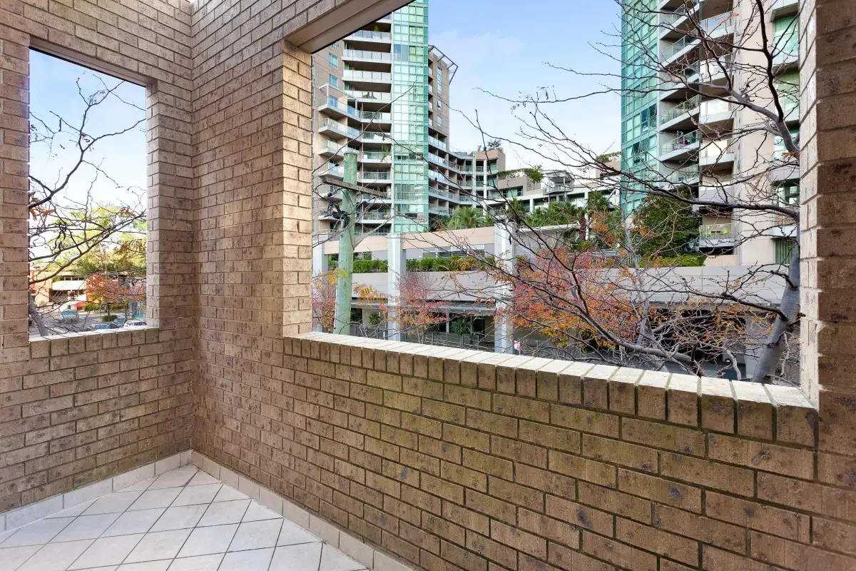 32/5 Help Street, Chatswood Sold by Shead Property - image 1
